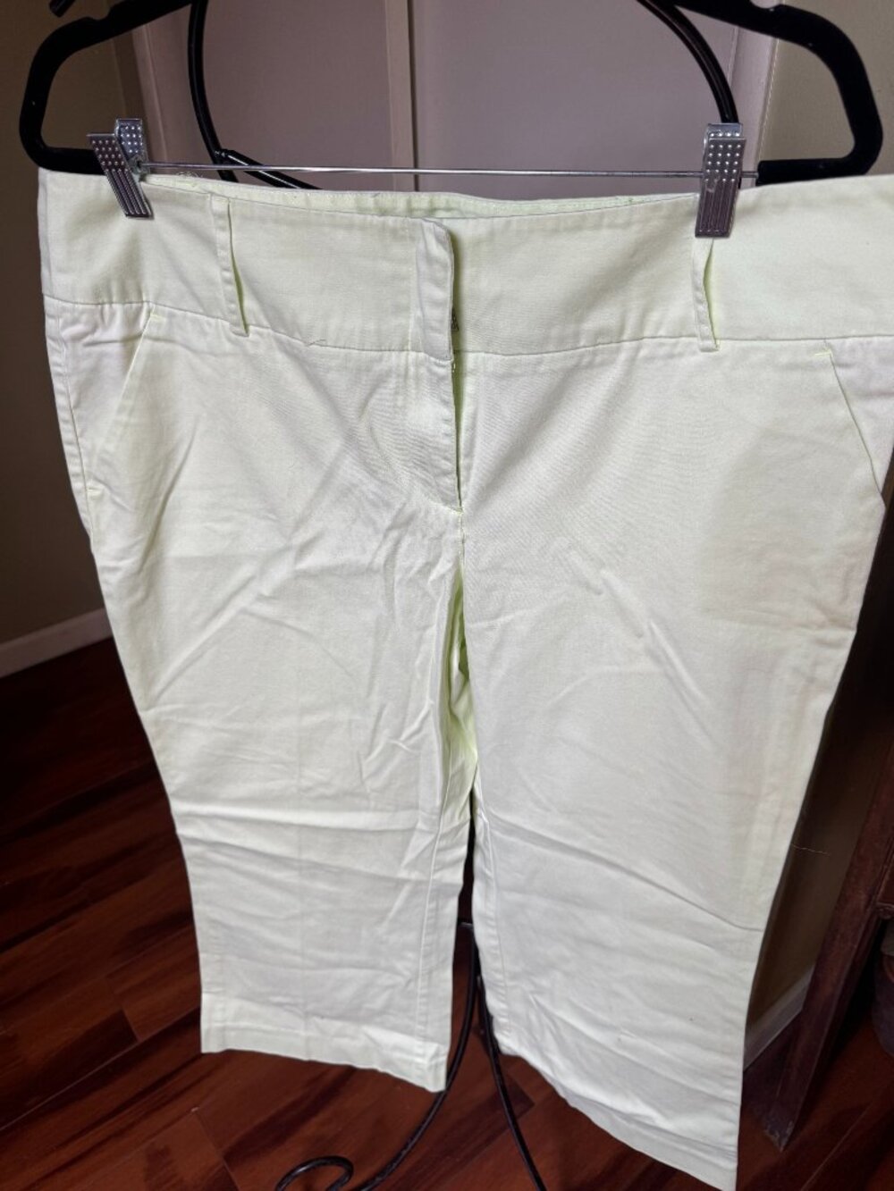 New York & Co size 16 capri wide waistband nw stretch